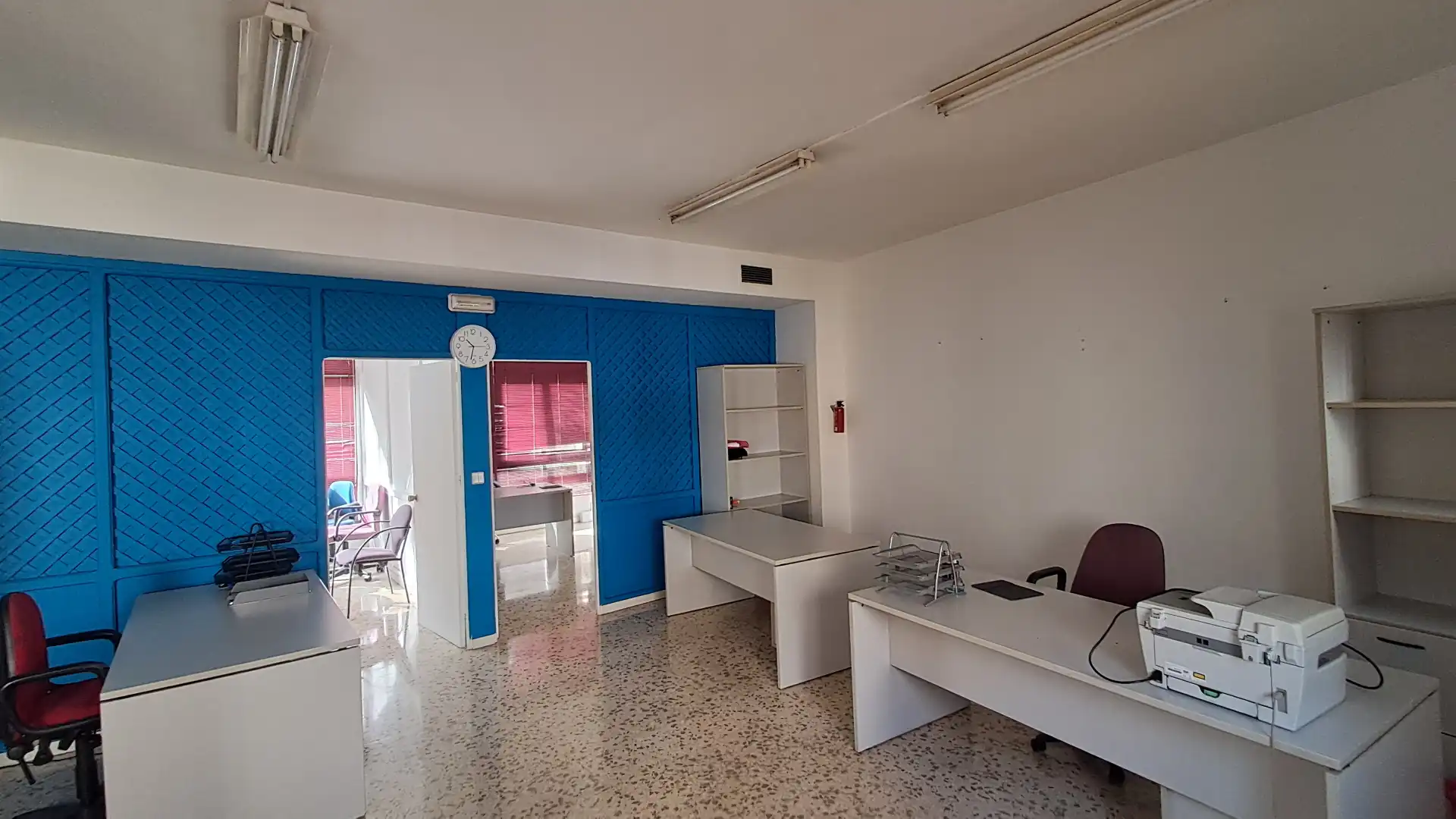 Office for sale in Torremolinos  with Air Conditioner, Heating and Furnished