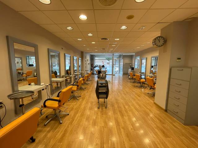 Local comercial en Venta en Carrer de Santa Joaquima de Vedruna, 38 en Port - Horta de Santa María