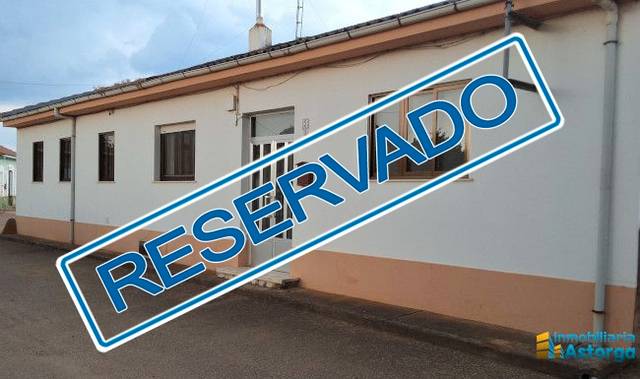 Casa-chalet en Venta en Villamejil