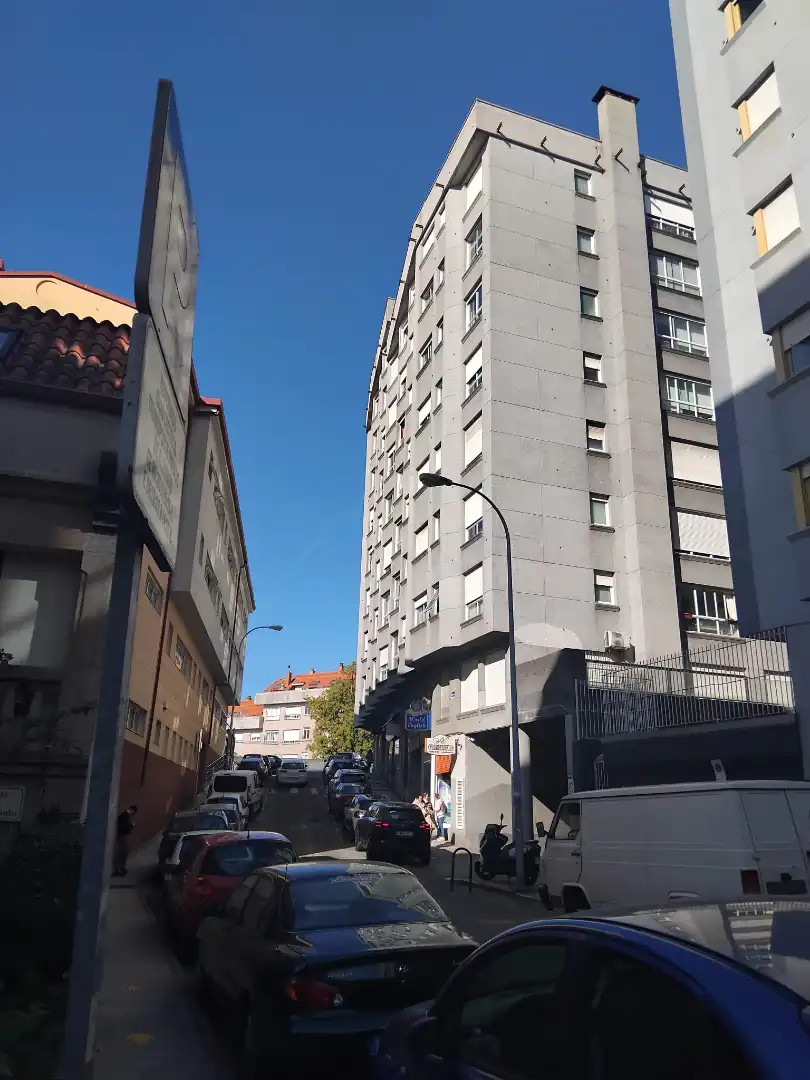 Außenansicht von Wohnung zum Verkauf in Vigo  mit Heizung