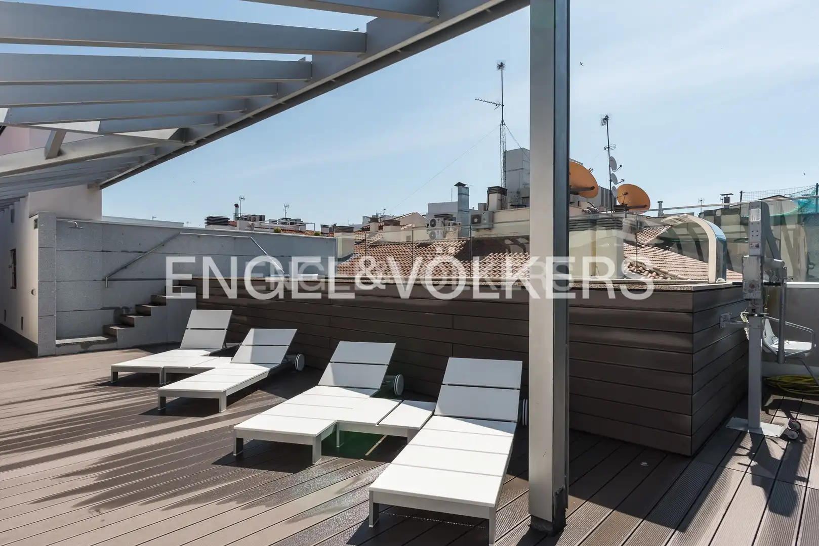 Terrasse von Wohnung zum Verkauf in Madrid mit Klimaanlage, Heizung und Parkett