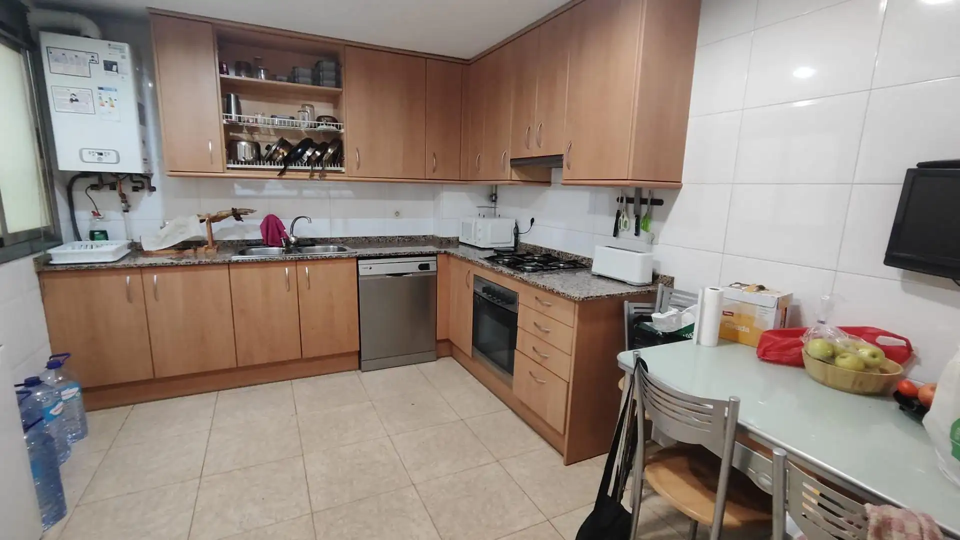 Küche von Wohnung zum Verkauf in Sabadell mit Heizung und Abstellraum