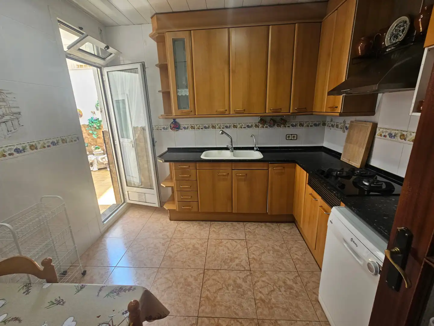 Cocina de Casa o chalet en venta en Sabadell con Aire acondicionado, Calefacción y Terraza
