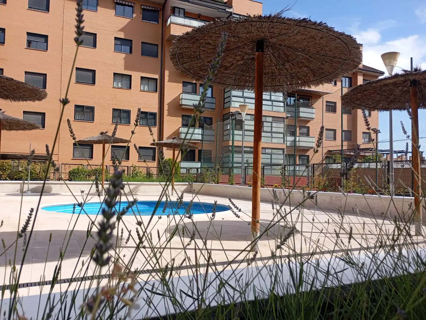 Piscina de Ático en venta en Rivas-Vaciamadrid con Aire acondicionado, Calefacción y Terraza