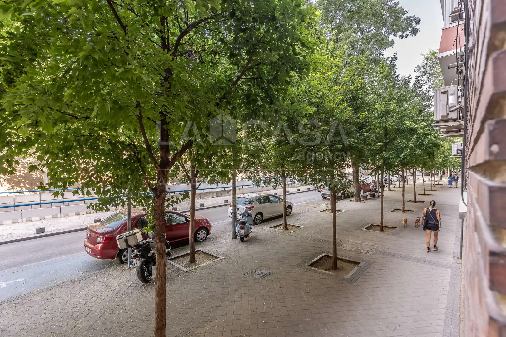 Vista exterior de Piso en venta en Madrid con Calefacción y Trastero