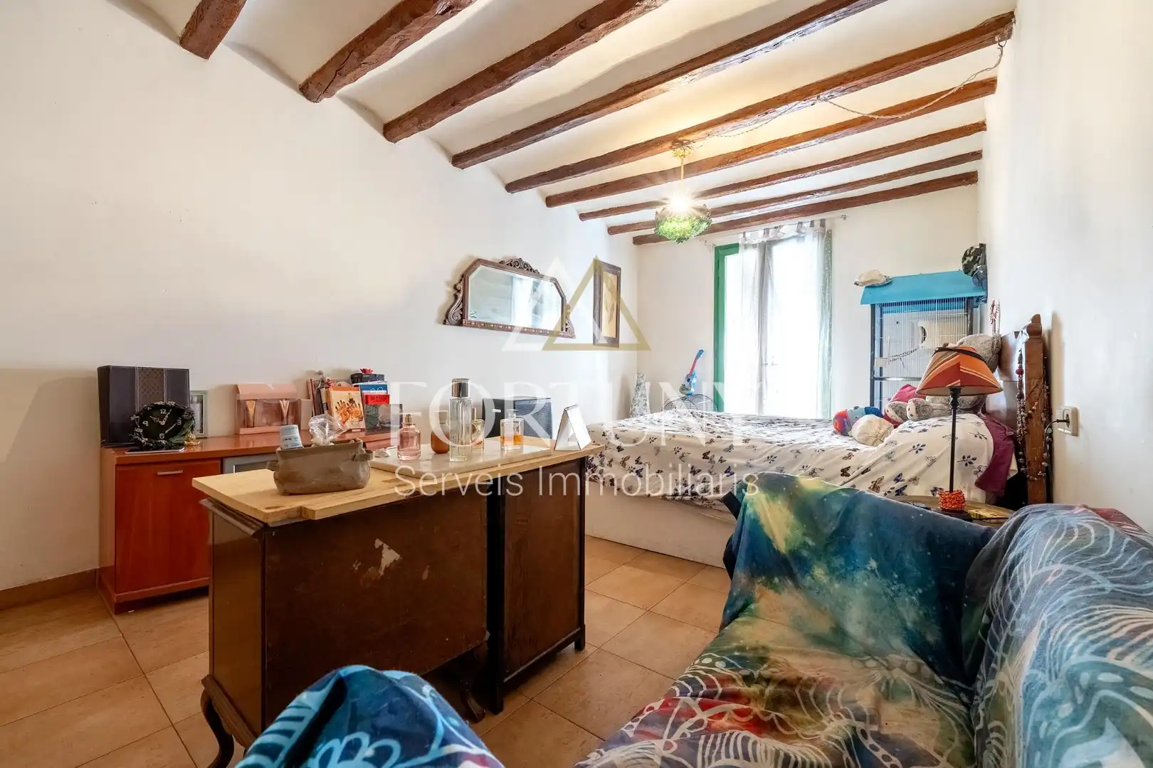 Dormitori de Finca rústica en venda en Valls amb Calefacció, Terrassa i Balcó