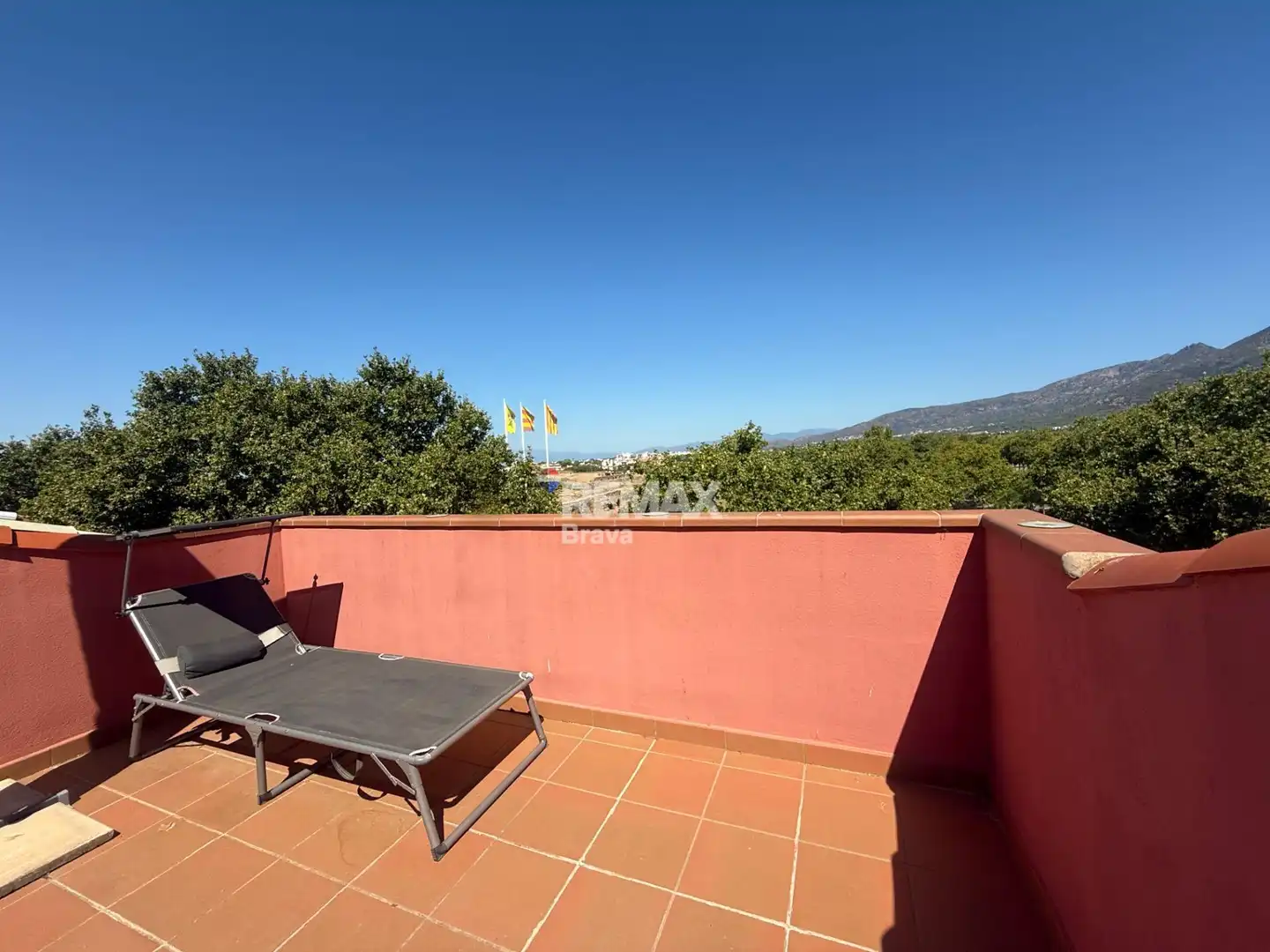 Terrace of Attic for sale in Roses  with Air Conditioner, Terrace and Furnished