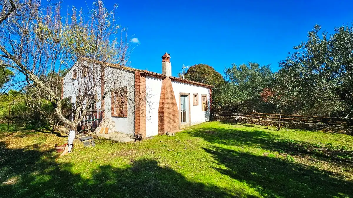 Casa rústica amb jardí en venda a Aracena, imagen 4