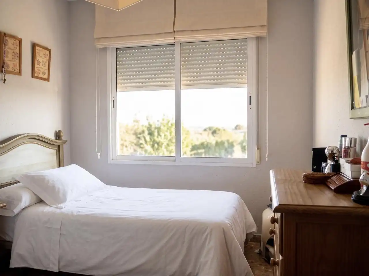 Dormitori de Casa o xalet en venda en Espartinas amb Aire condicionat, Jardí privat i Terrassa