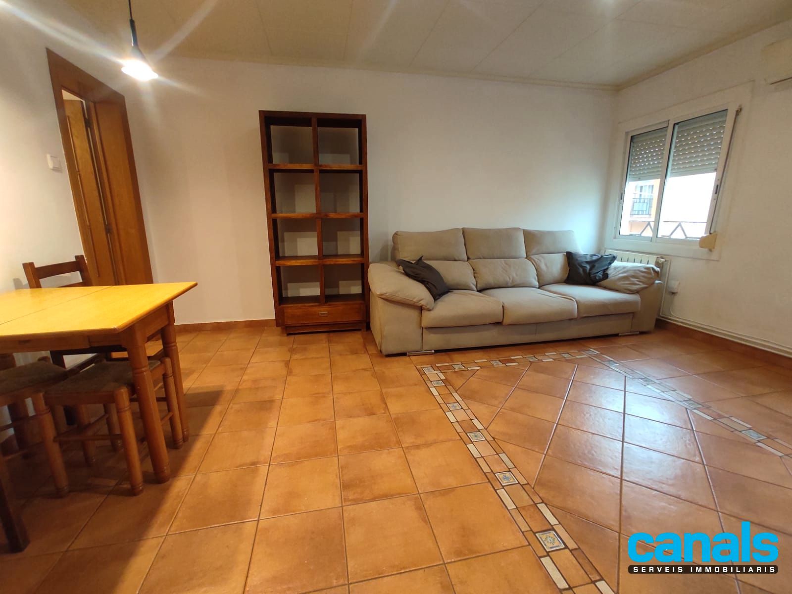 Living room of Flat for sale in Cerdanyola del Vallès  with Air Conditioner and Heating