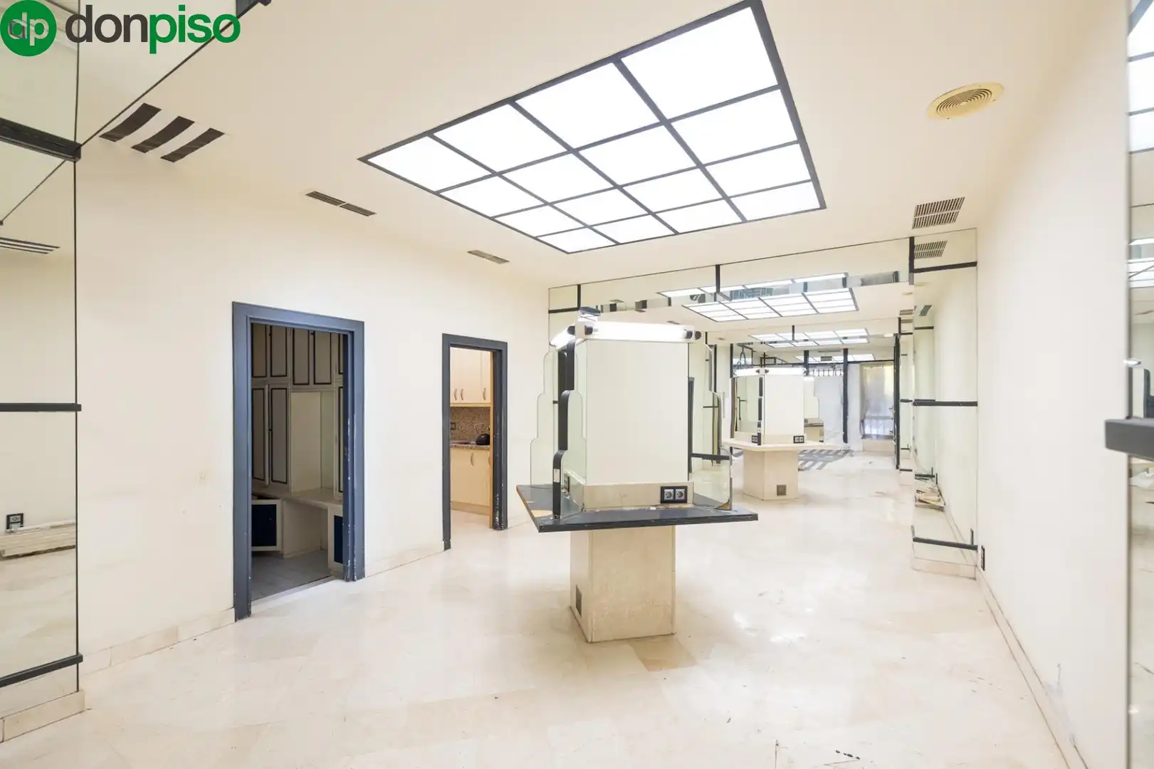 Local comercial en venda a Calle SARABIA, imagen 17