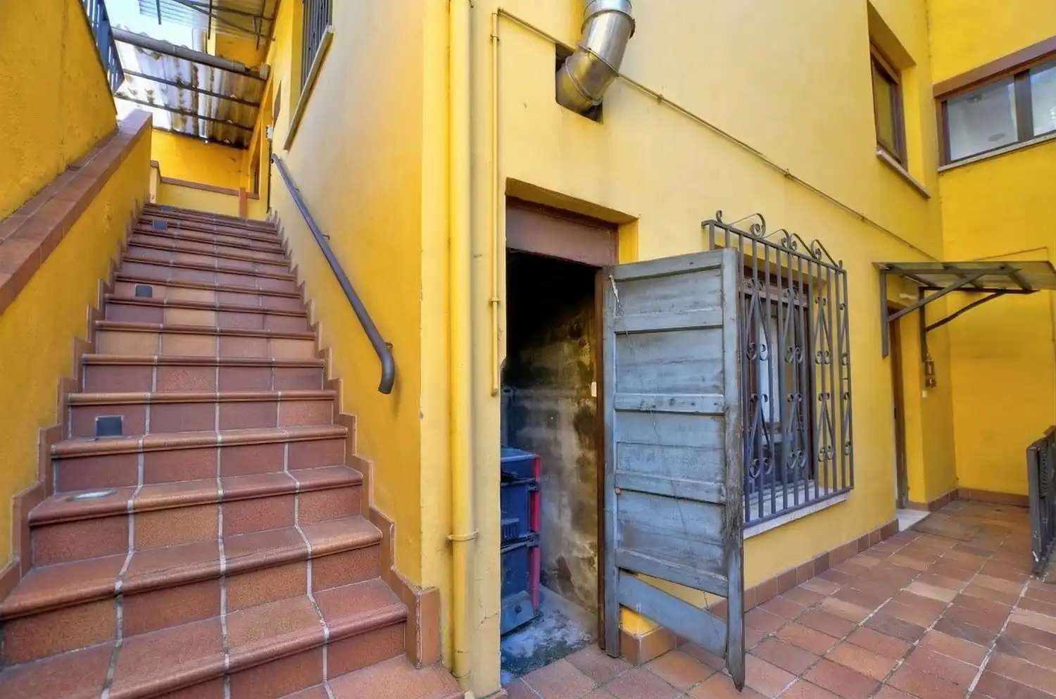 Casa o xalet en venda en Lena amb Calefacció, Terrassa i Traster