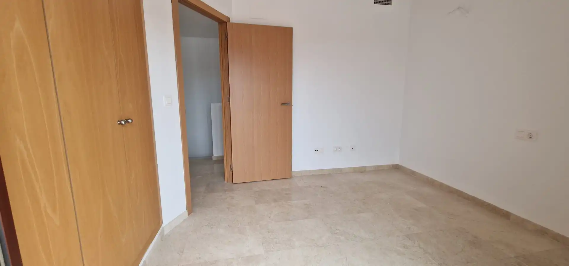 Adossat amb jardí en venda a Doña Julia, imagen 90