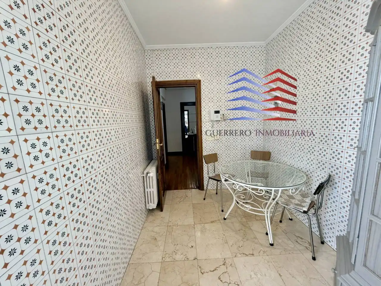 Vista exterior de Piso de alquiler en Ourense Capital  con Calefacción, Parquet y Trastero