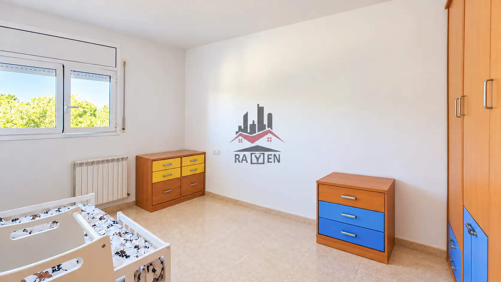 Habitación de Casa adosada en venta en Vilafant con Calefacción, Jardín privado y Terraza