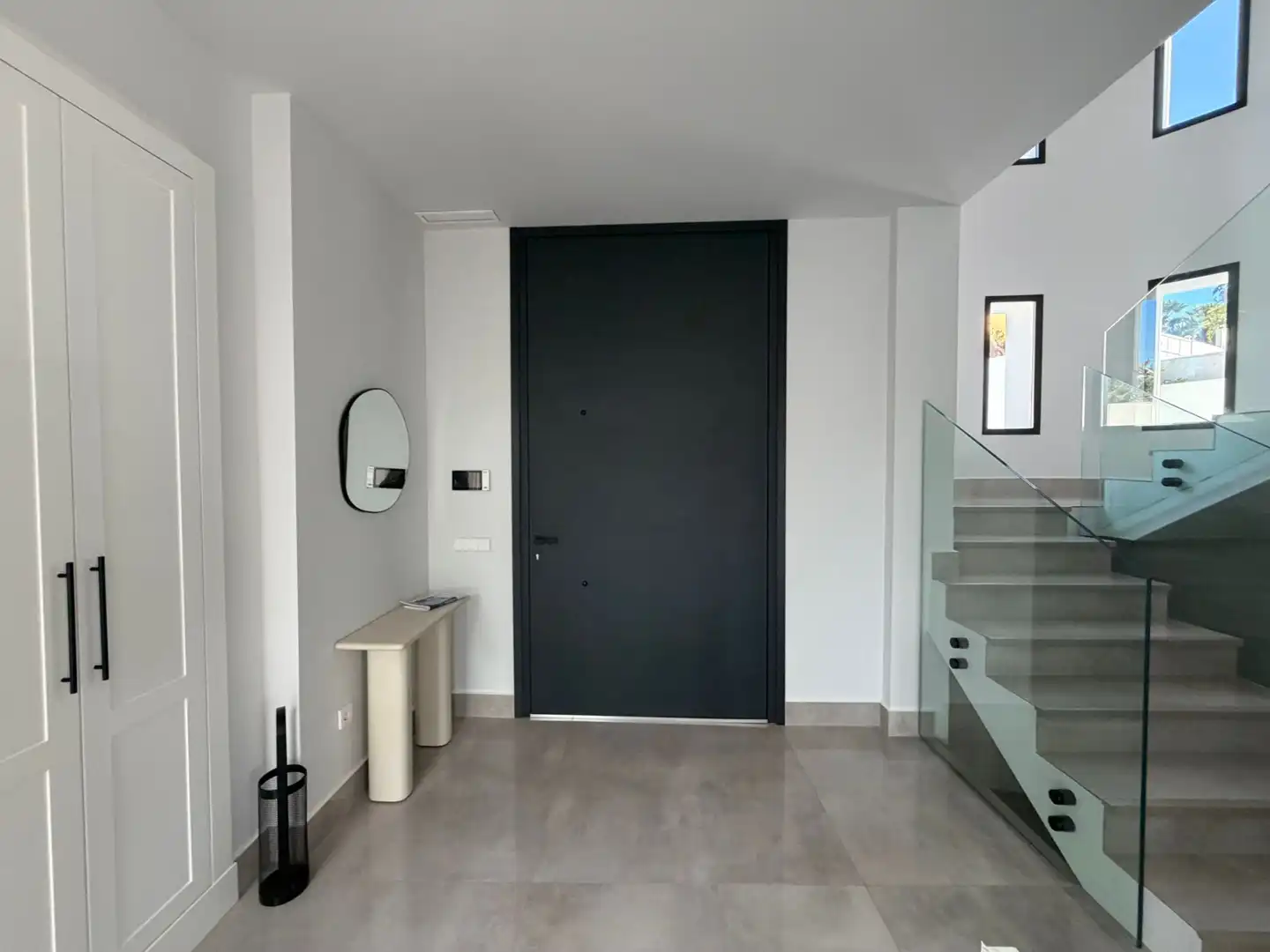 Haus oder Chalet zur Miete in Sotogrande mit Klimaanlage, Privatgarten und Terrasse