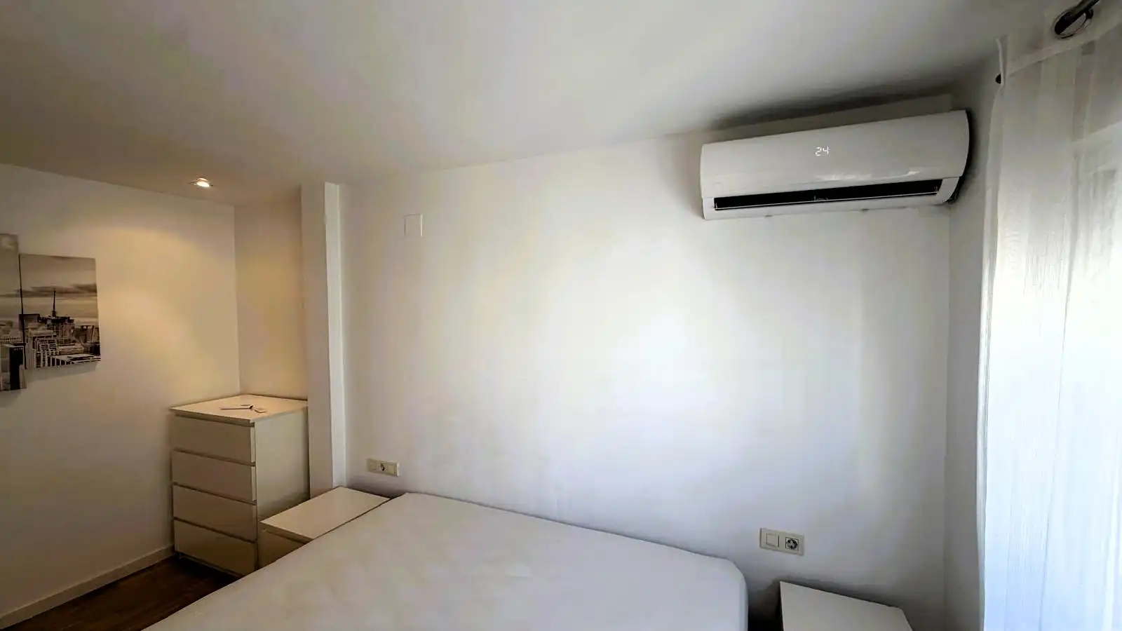 Habitación de Piso de alquiler en Valencia con Aire acondicionado, Calefacción y Parquet