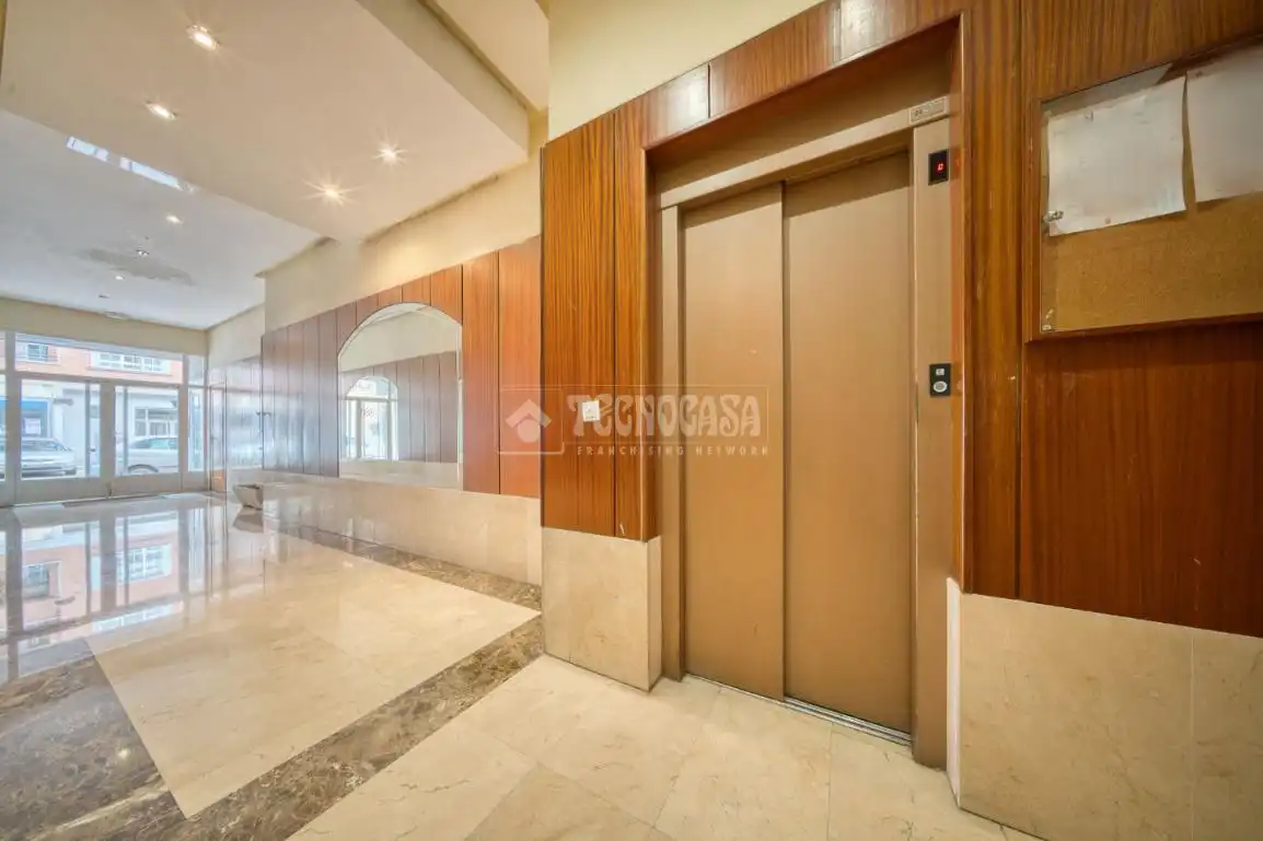 Piso en venta en Laguna de Duero con Calefacción y Terraza