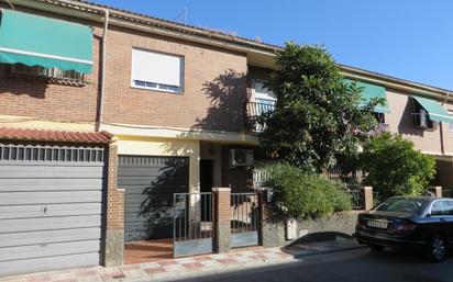 Exterior view of Flat for sale in Armilla