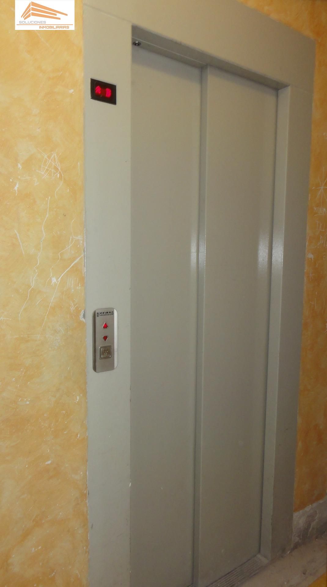 Bany de Pis en venda en Valladolid Capital amb Calefacció