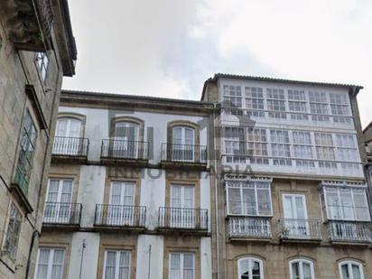 Vista exterior de Pis en venda en Santiago de Compostela  amb Calefacció, Parquet i Traster