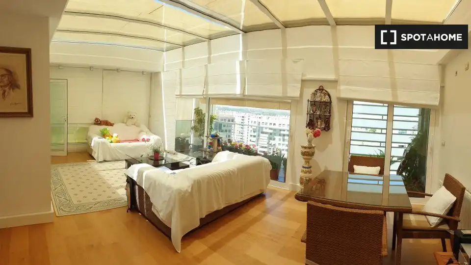 Room in Playa de San Juan