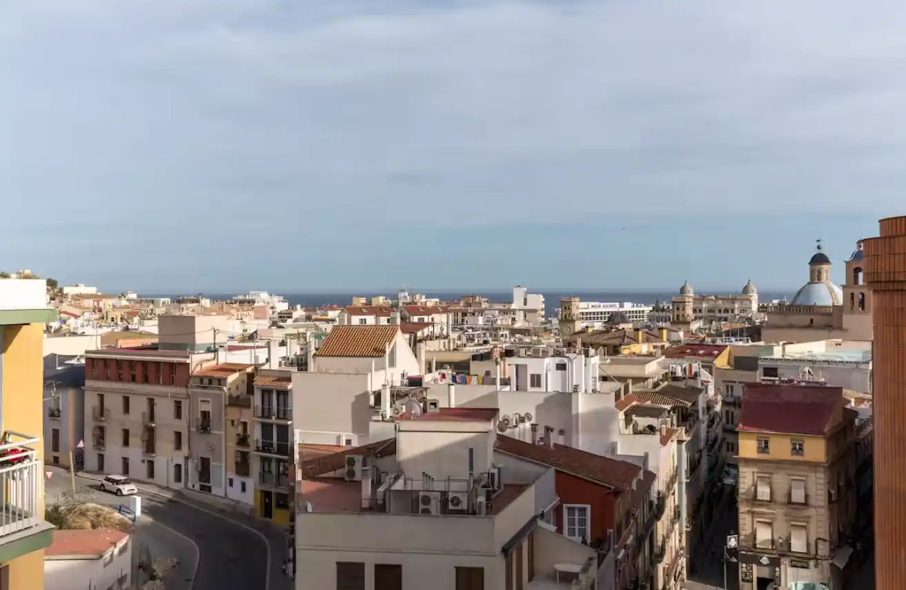 Vista exterior de Apartament de lloguer en Alicante / Alacant amb Aire condicionat, Calefacció i Parquet