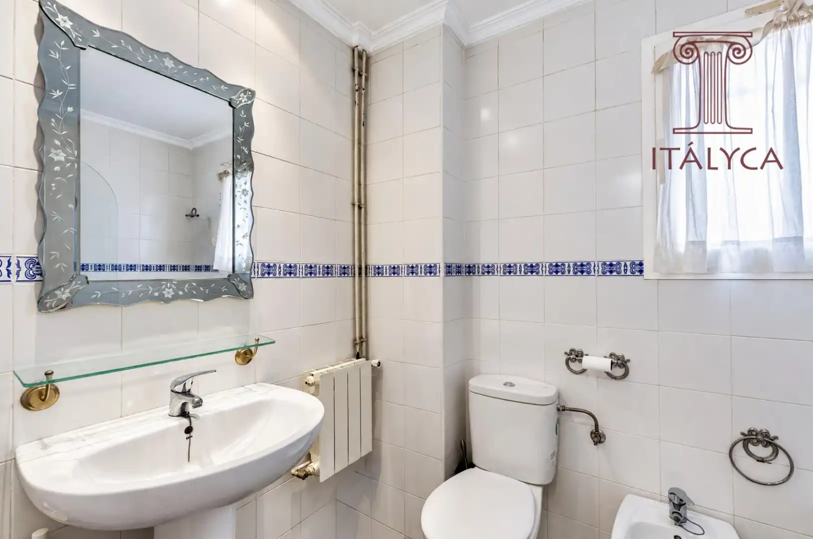 Casa aparellada amb terrassa en venda a Avenida Avenida Clara Campoamor, imagen 83