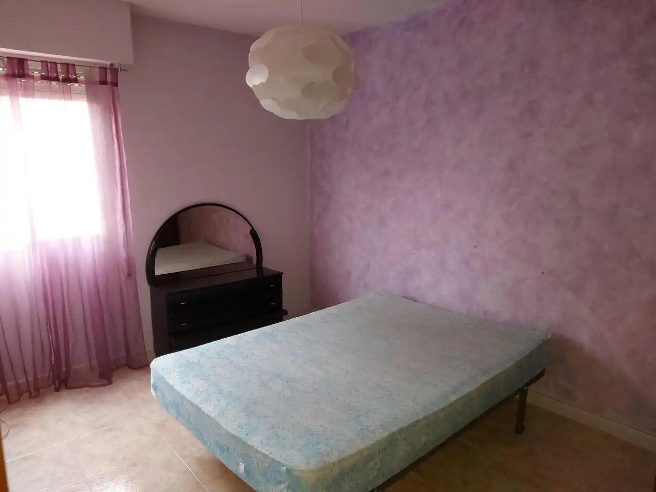 Habitación de Piso de alquiler en Alcalá de Henares con Terraza, Amueblado y Balcón