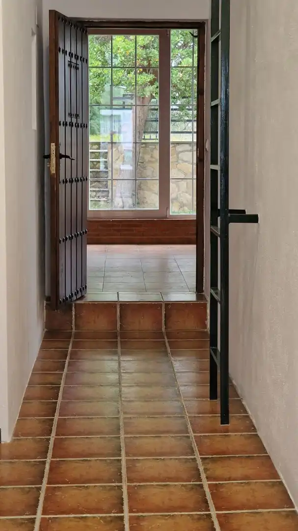 House with pool for sale in Calle de la Cruz Dorada, imagen 4