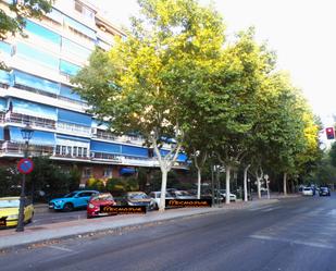 Vista exterior de Dúplex en venda en Móstoles amb Aire condicionat i Terrassa