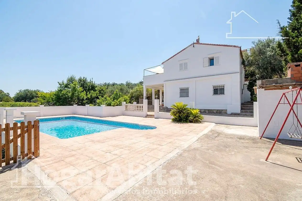 Exterior view of Houses for sale in Tous  with Private garden, Terrace and Storage room