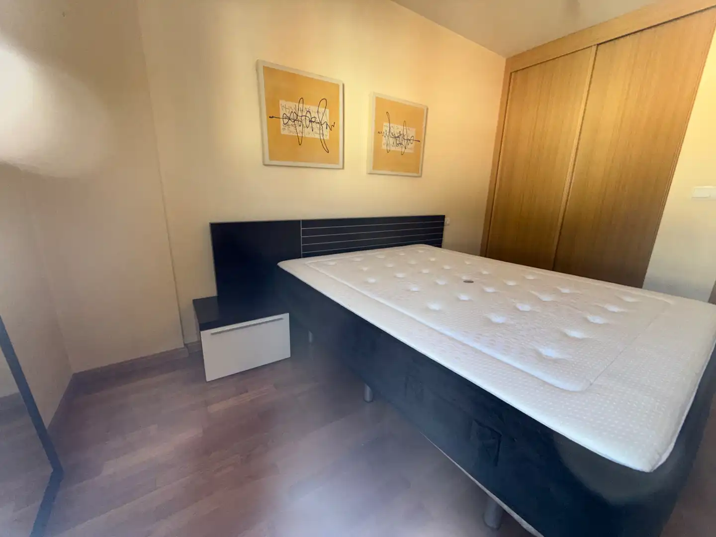 Habitación de Apartamento de alquiler en Ponferrada con Amueblado
