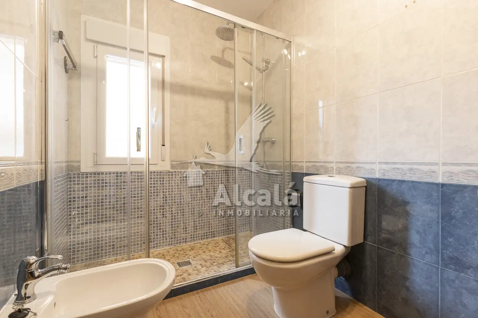 Bathroom of Flat for sale in Venecia - Nueva Alcalá