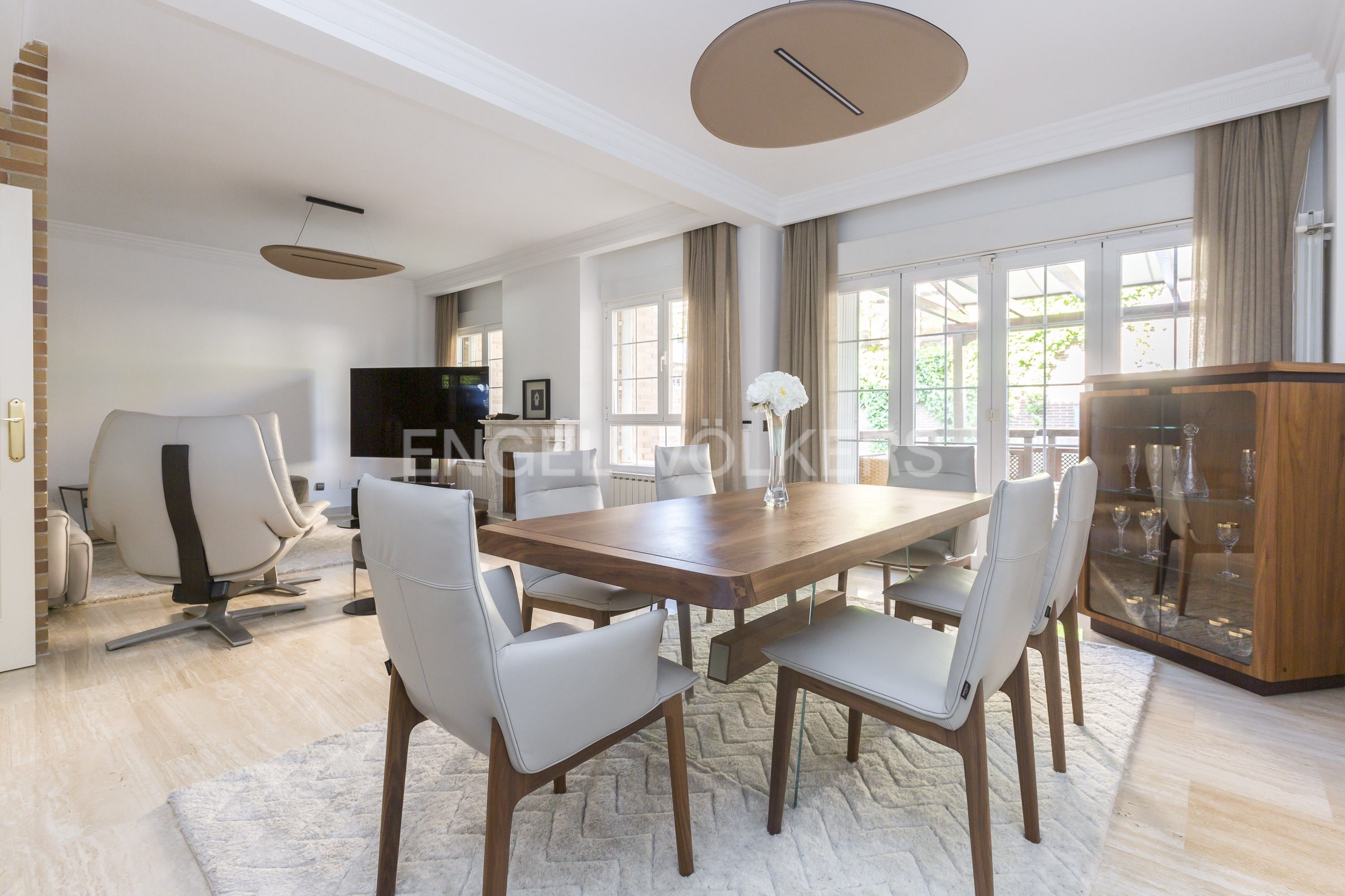 Dining room of House or chalet for sale in  Madrid Capital  with Air Conditioner, Heating and Private garden