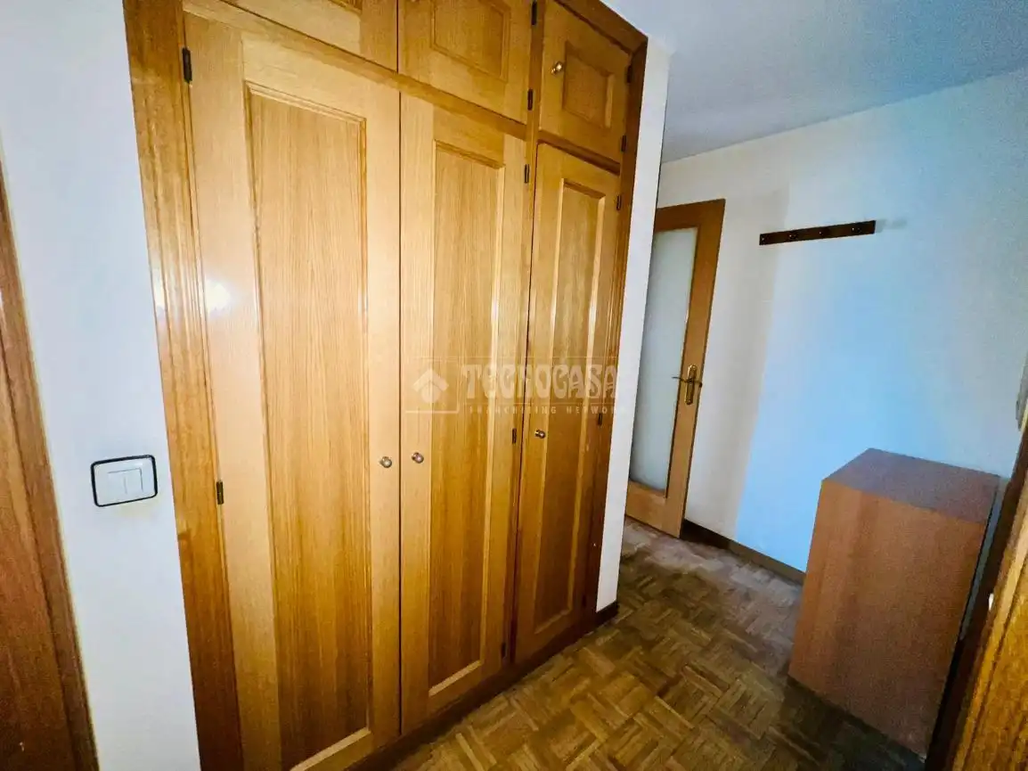 Habitación de Piso en venta en Alcorcón con Aire acondicionado, Calefacción y Balcón