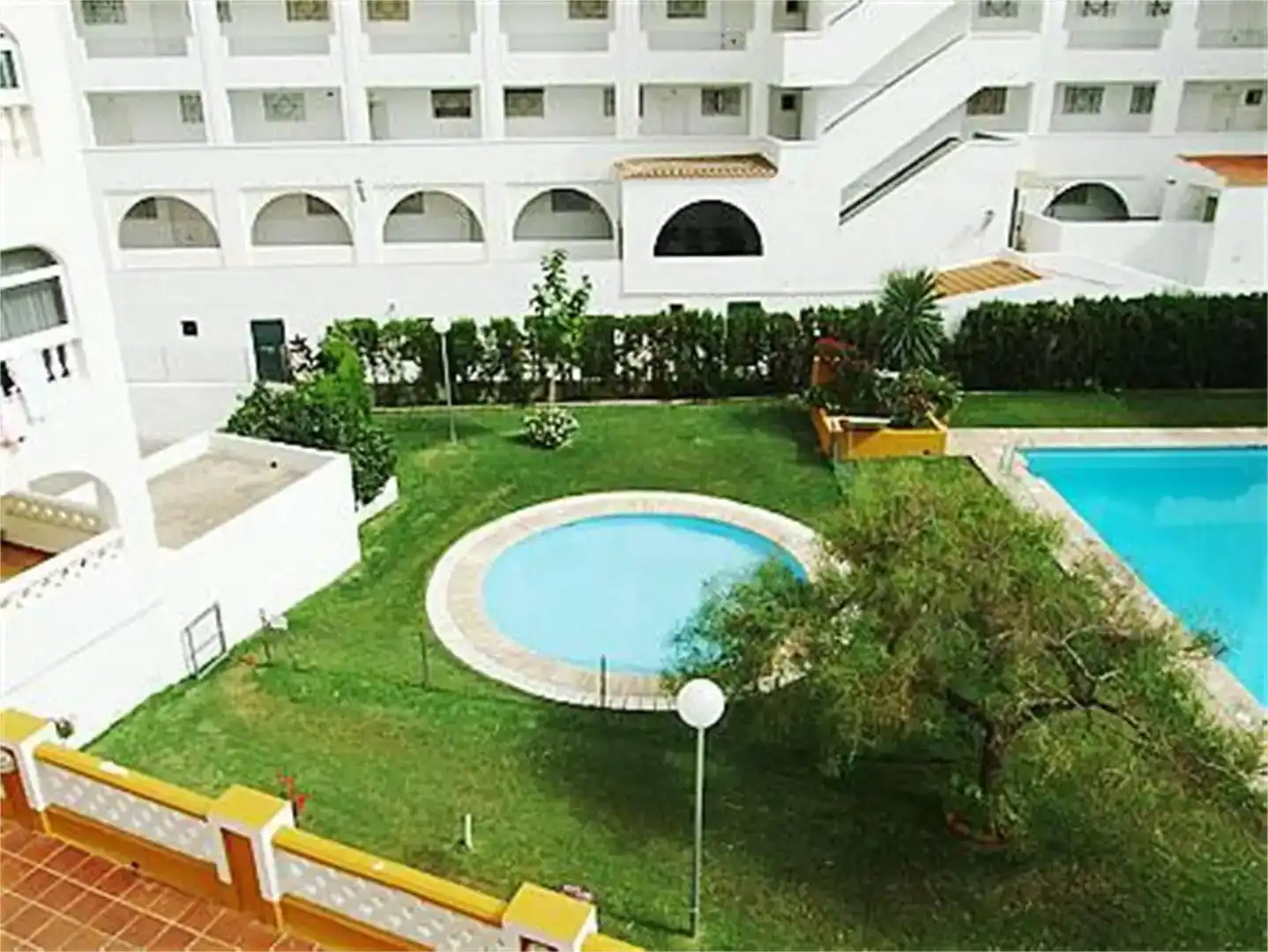 Jardí de Pis en venda en Almonte amb Piscina