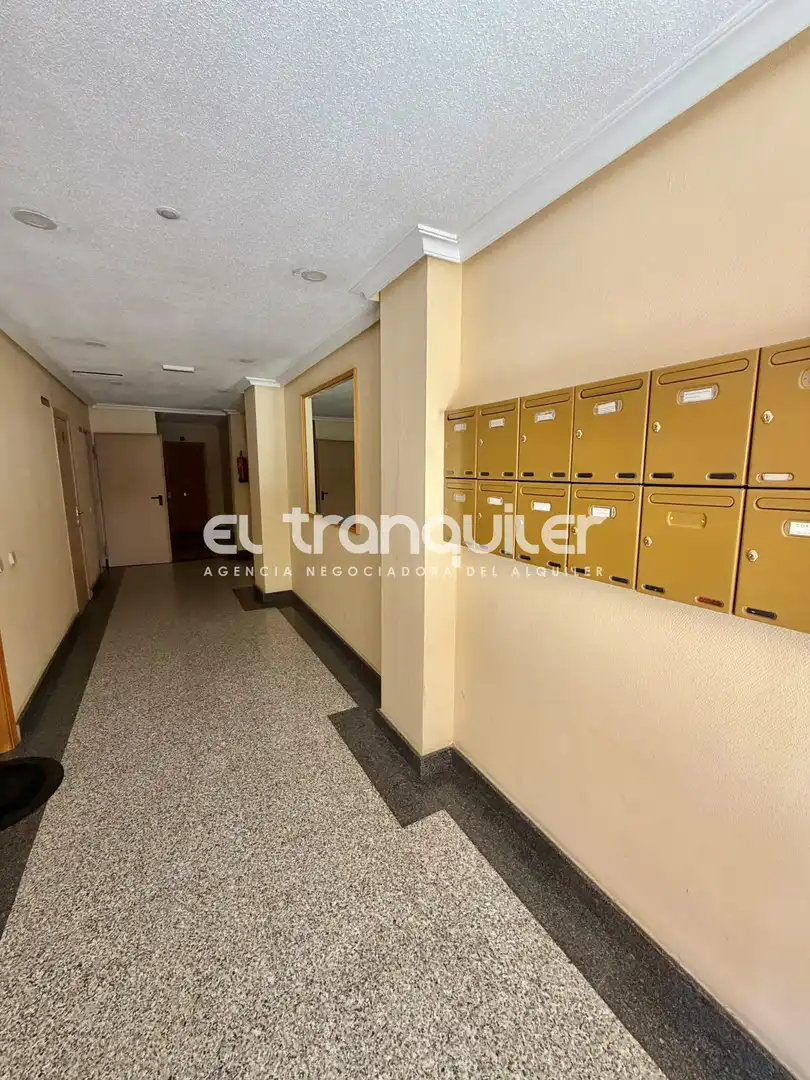 Flat for rent in Madrid  with Terrace and Washing machine