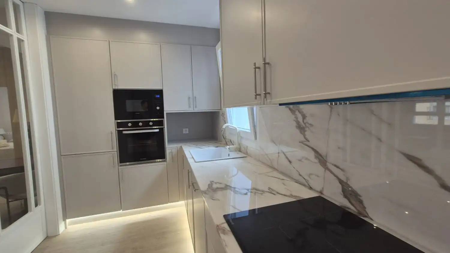 Cuina de Apartament en venda en Badajoz amb Aire condicionat, Calefacció i Terrassa