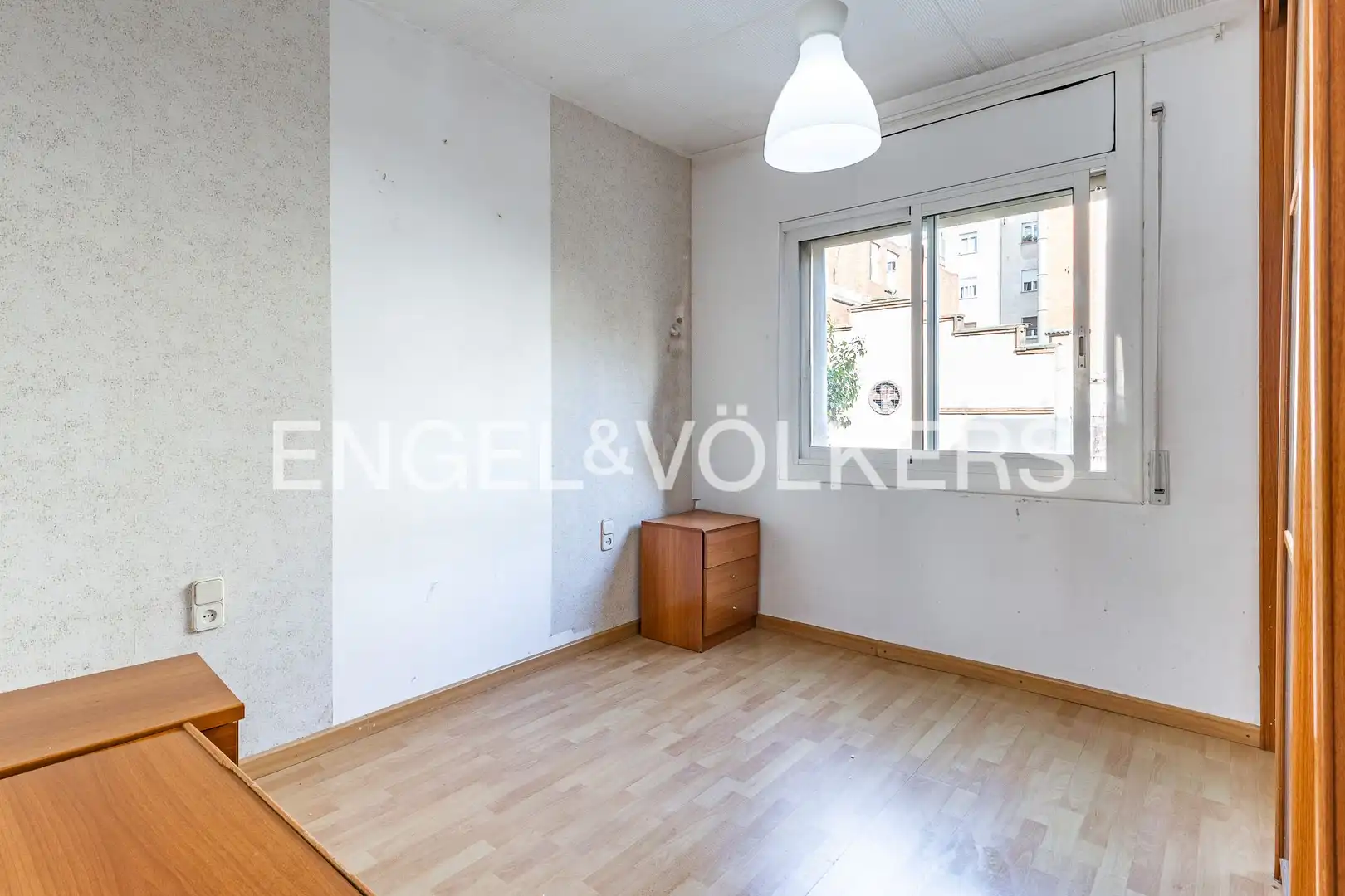 Habitación de Piso en venta en Barcelona con Calefacción, Terraza y Balcón