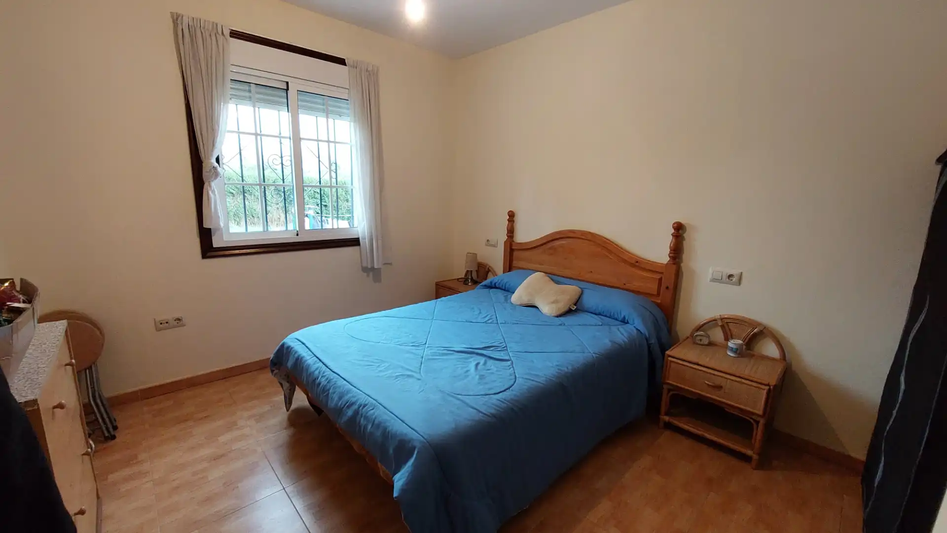 Habitación de Casa o chalet en venta en Ordes con Jardín privado, Amueblado y Horno