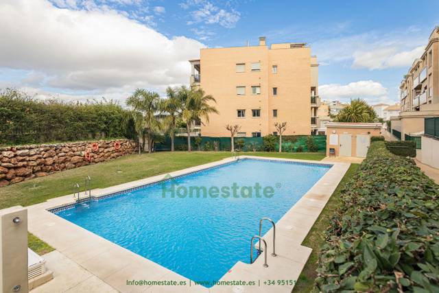 Piso en Venta en Escritor Ángel Palomino en La Colina