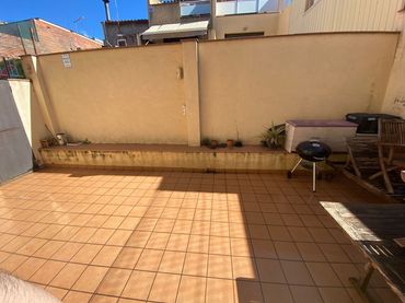 Appartamento con giardino in vendita a Carrer de les Paus 97