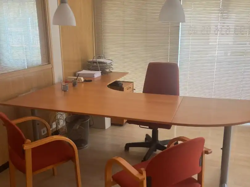 Office space with lift to rent in pompeu fabra 1