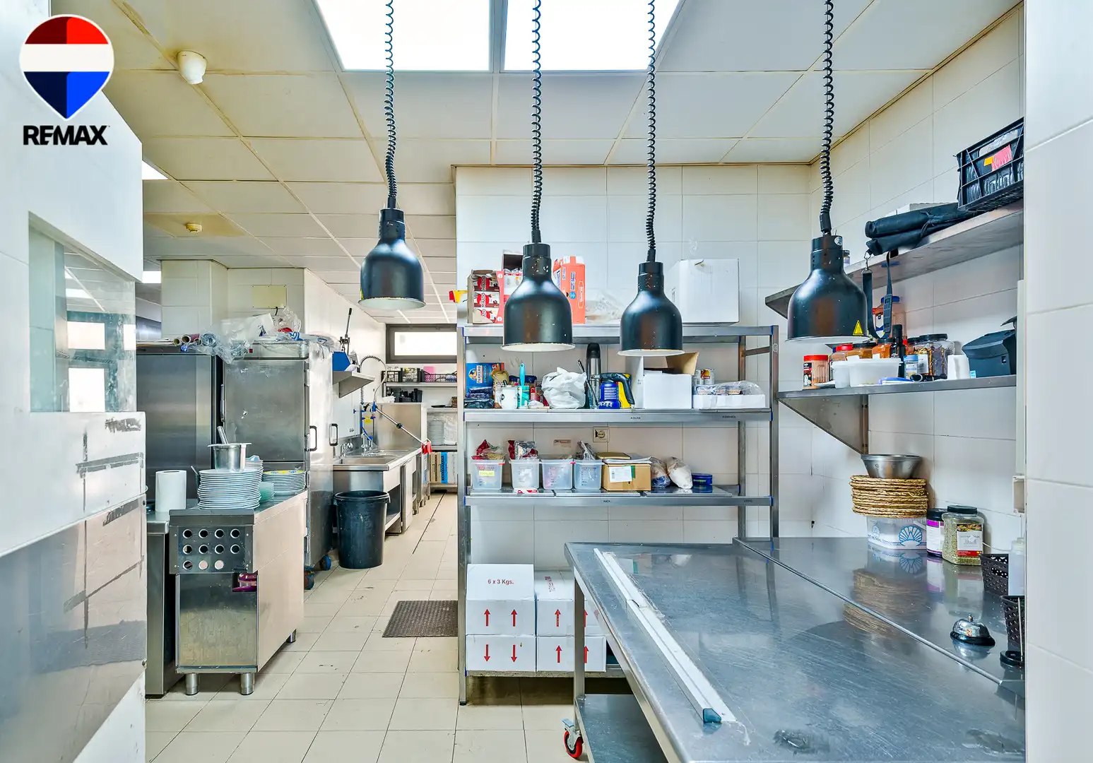 Local comercial en venta en Avenida del Locutor Vicente Hipólito 8, imagen 27