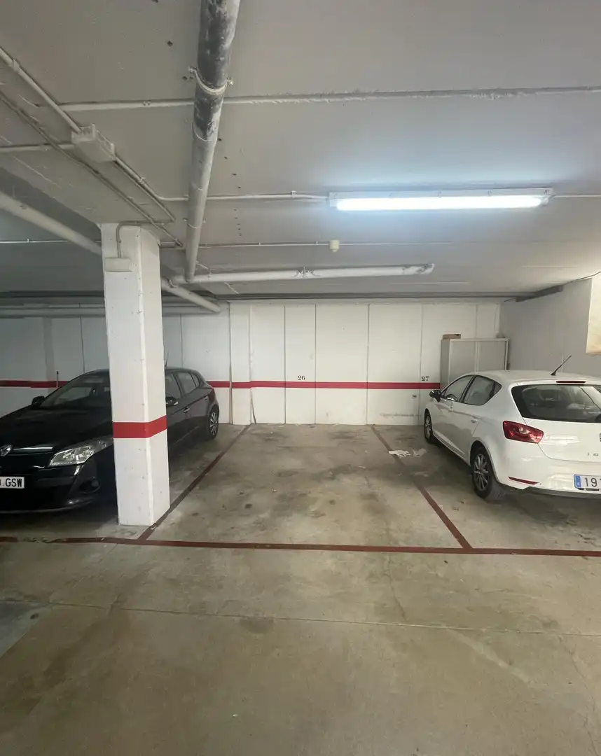 Parking de Piso en venta en Igualada con Calefacción y Jardín privado