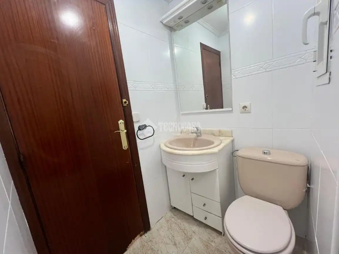 Baño de Piso en venta en Zaragoza con Aire acondicionado y Balcón