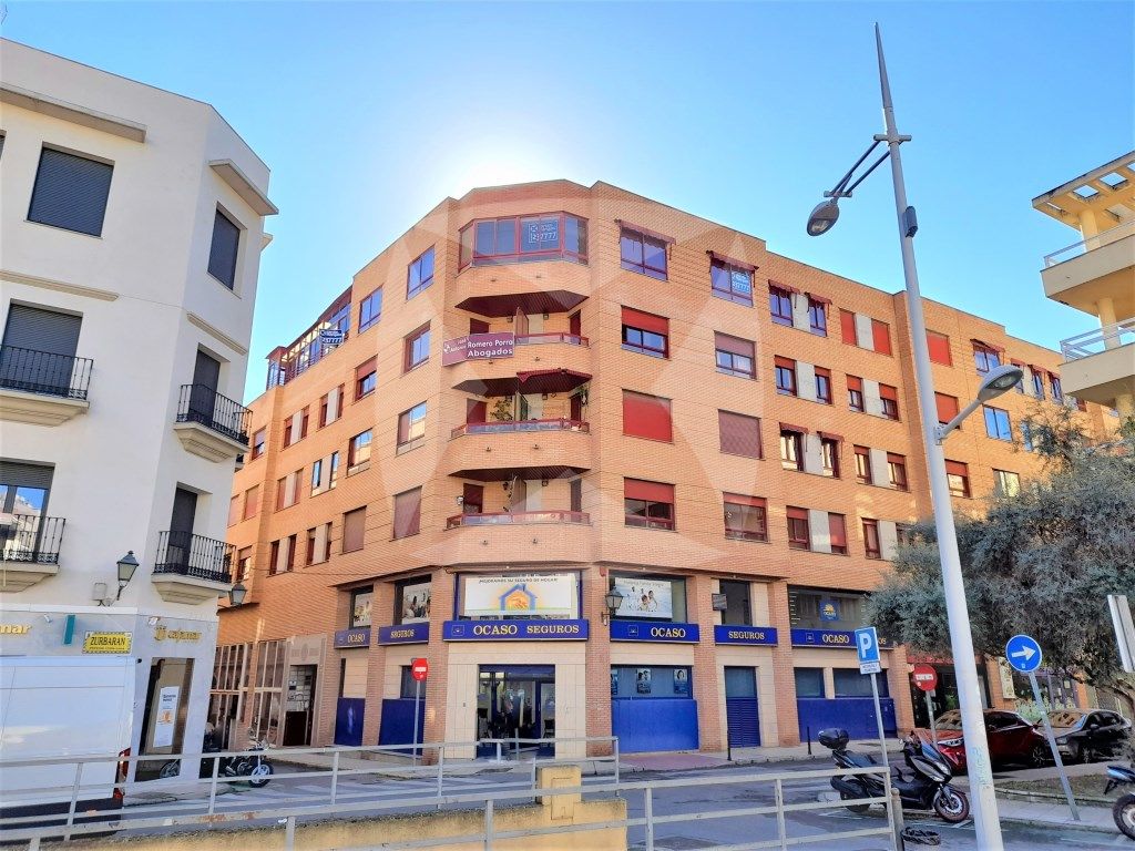 Attic for sale in Casco Antiguo