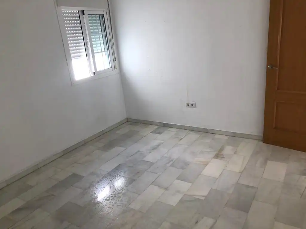 Habitación de Piso en venta en Sanlúcar de Barrameda con Aire acondicionado, Horno y Lavadora