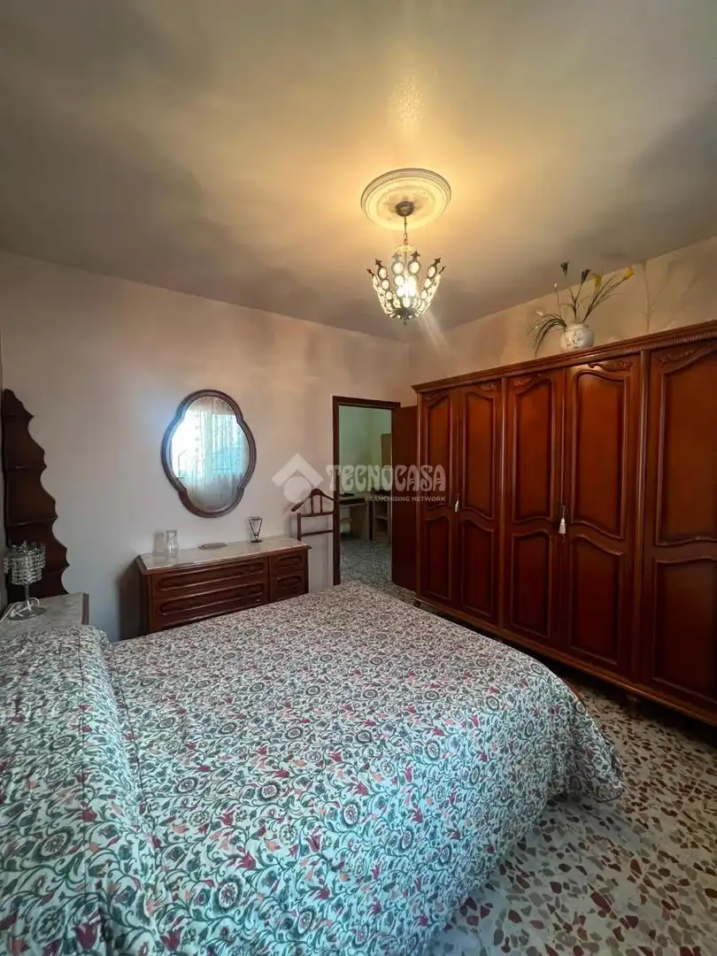 Dormitori de Casa o xalet en venda en Sevilla amb Aire condicionat i Terrassa